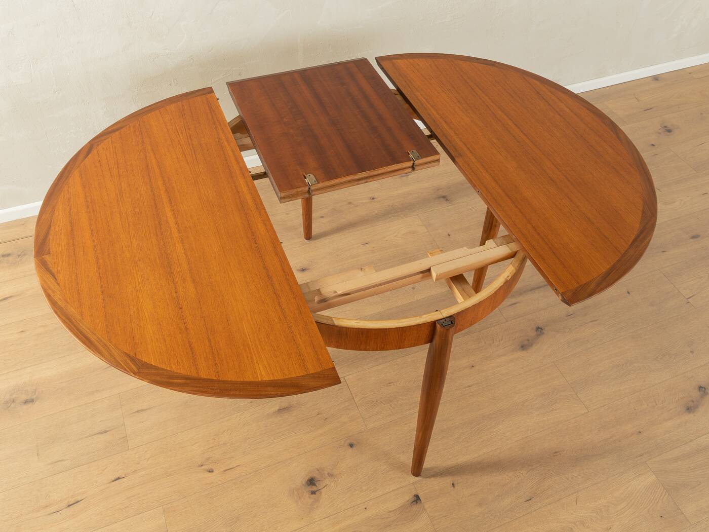 1960s Butterfly dining table, Lübke