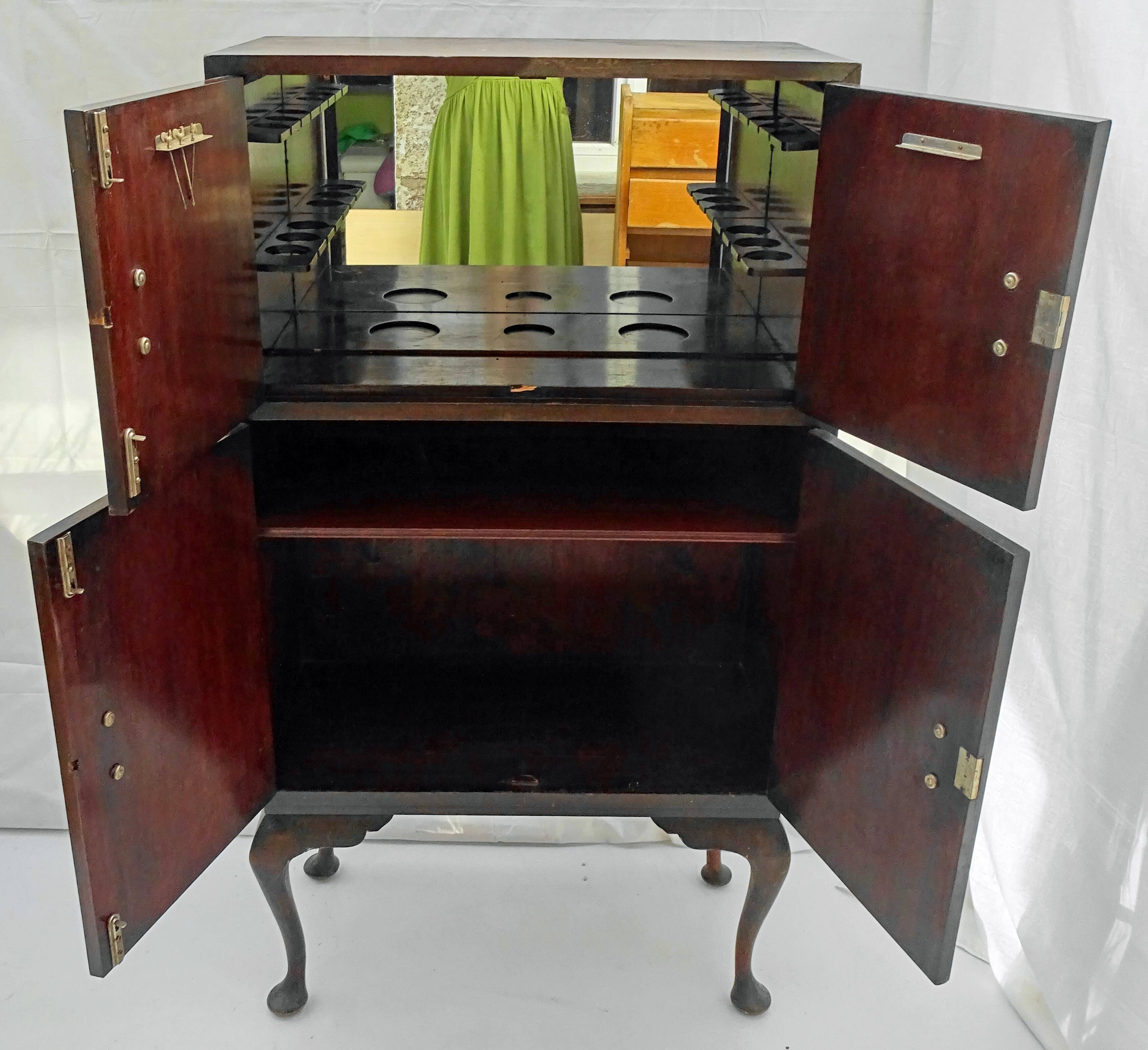 Meuble bar art nouveau