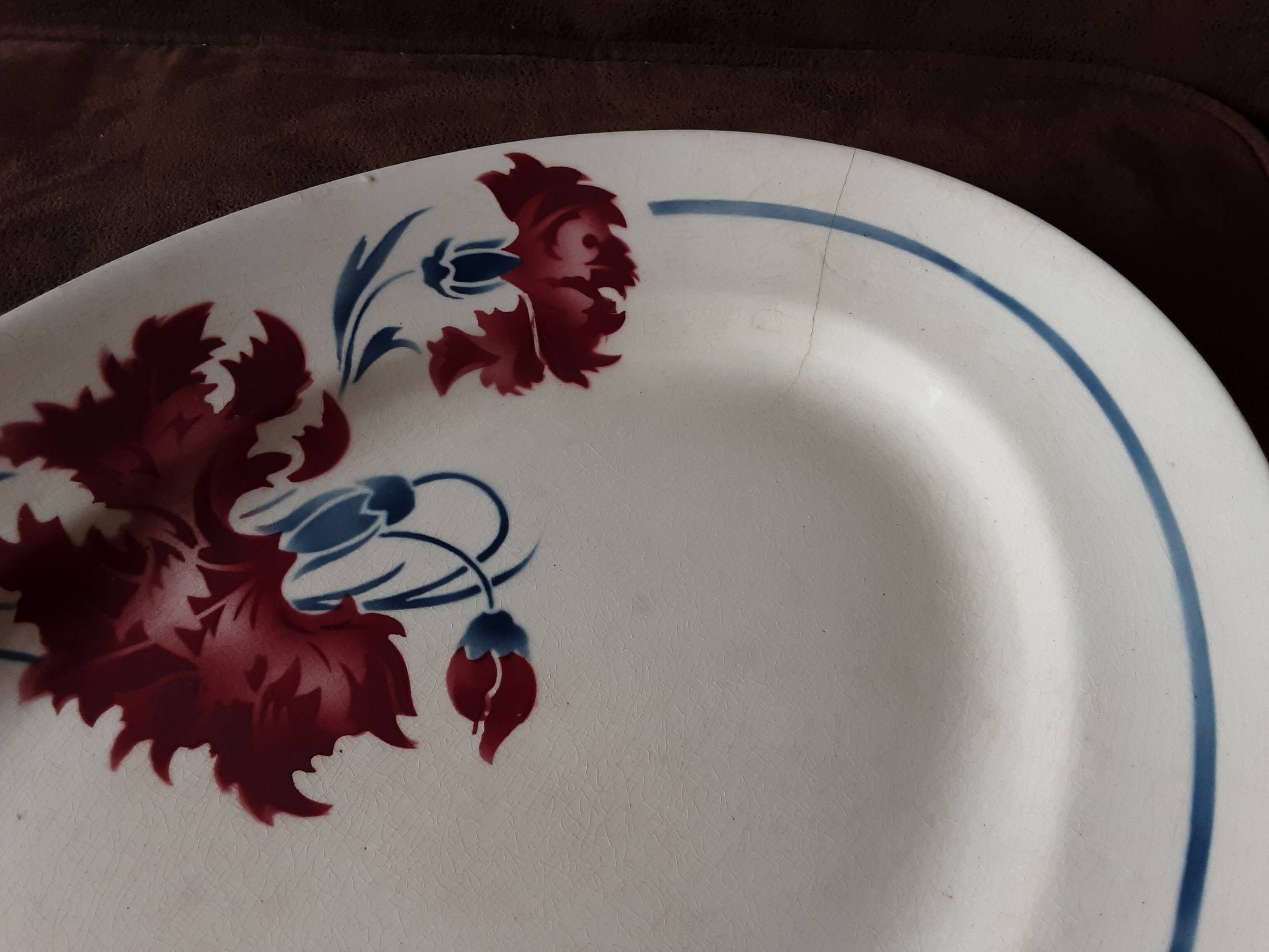 Oval platter K G Luneville