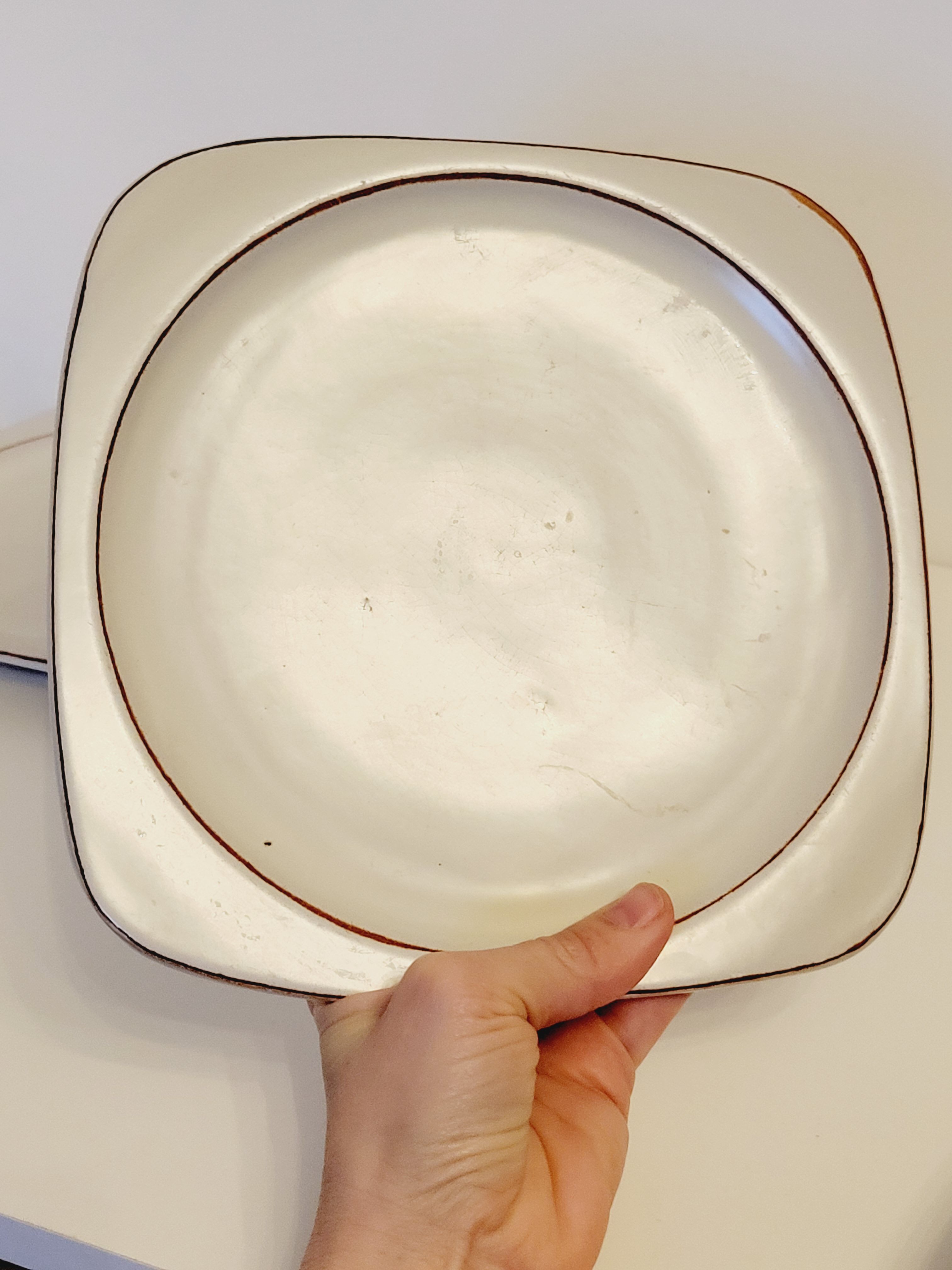 Olivier Roy Vallauris - 4 flat plates in vintage ceramic 1972