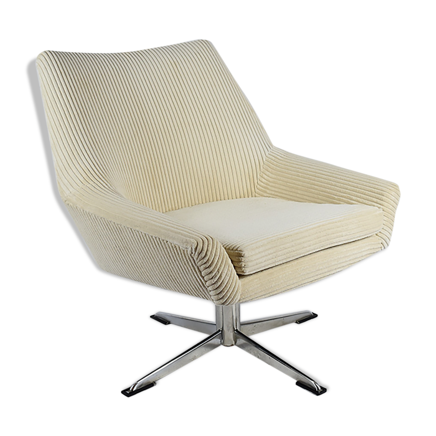 Original Restored Armchair "Shell" German Democratic Republic, 60s, Cord beige