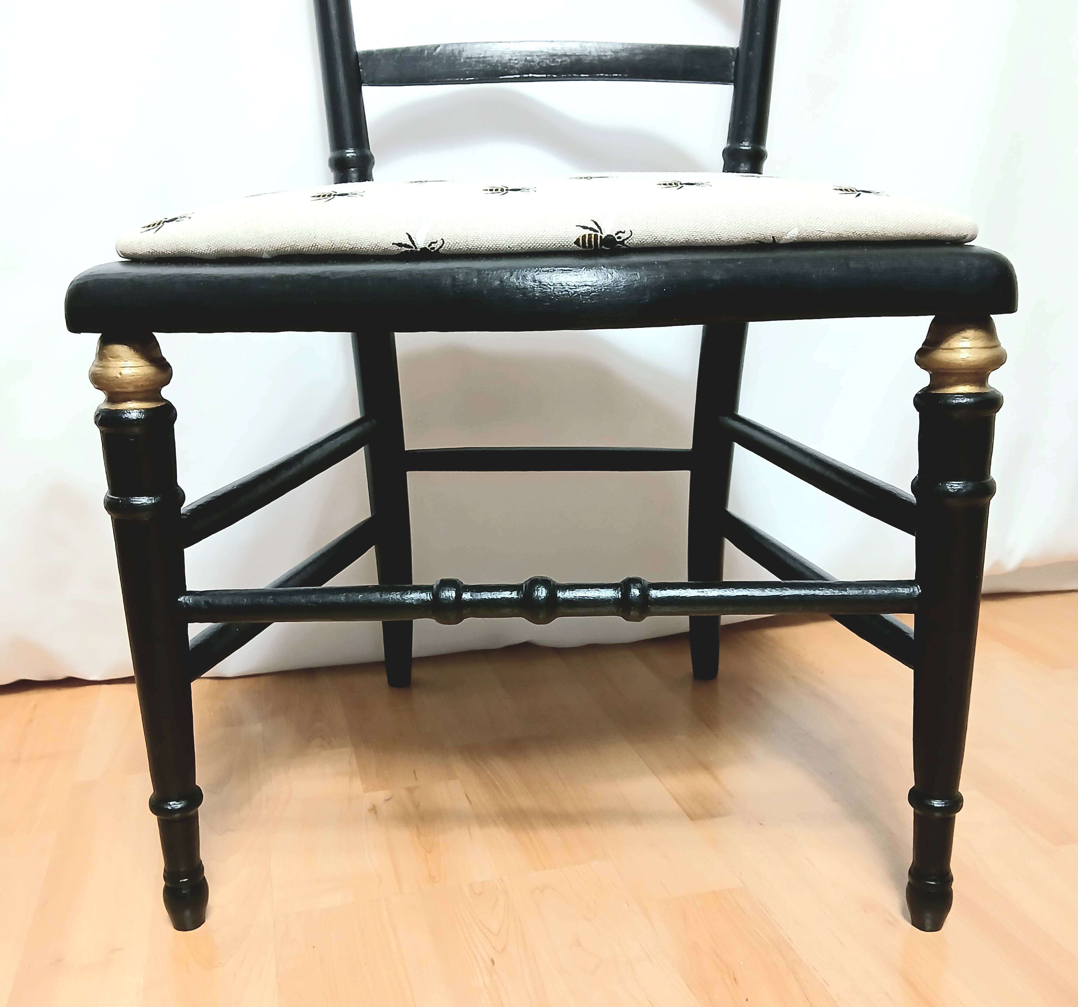 Chaise basse style napoleon iii