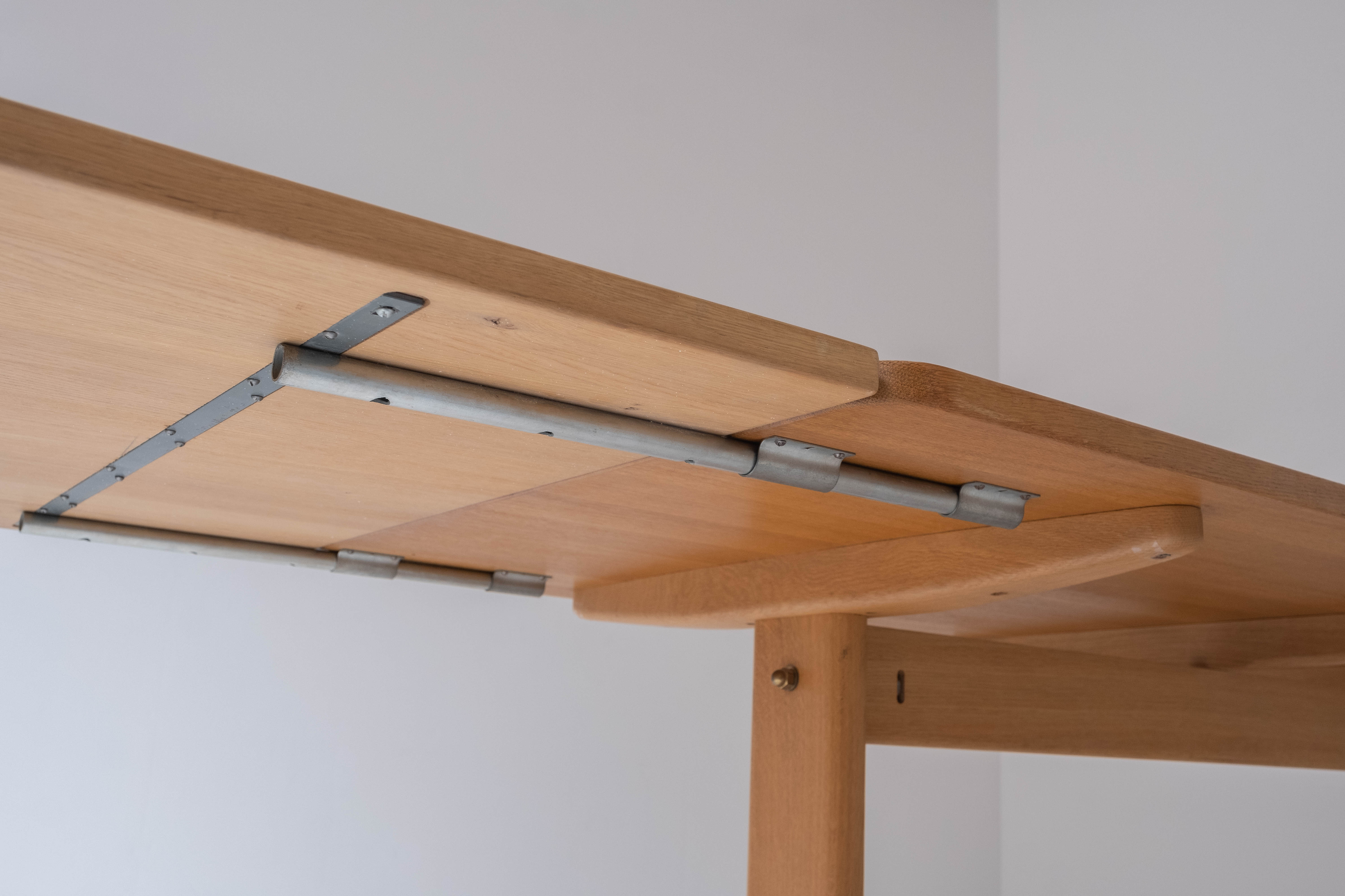 Shaker dining table designed by Børge Mogensen for Carl Madsen & Son, Denmark 1960s.