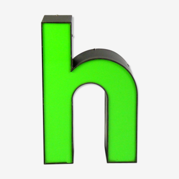 Letter h green