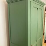 Parisian hosiery wardrobe