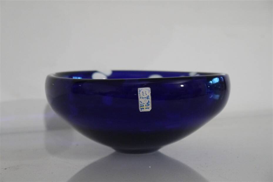 Scandinavian glass catchall from Bergdala glasbruk