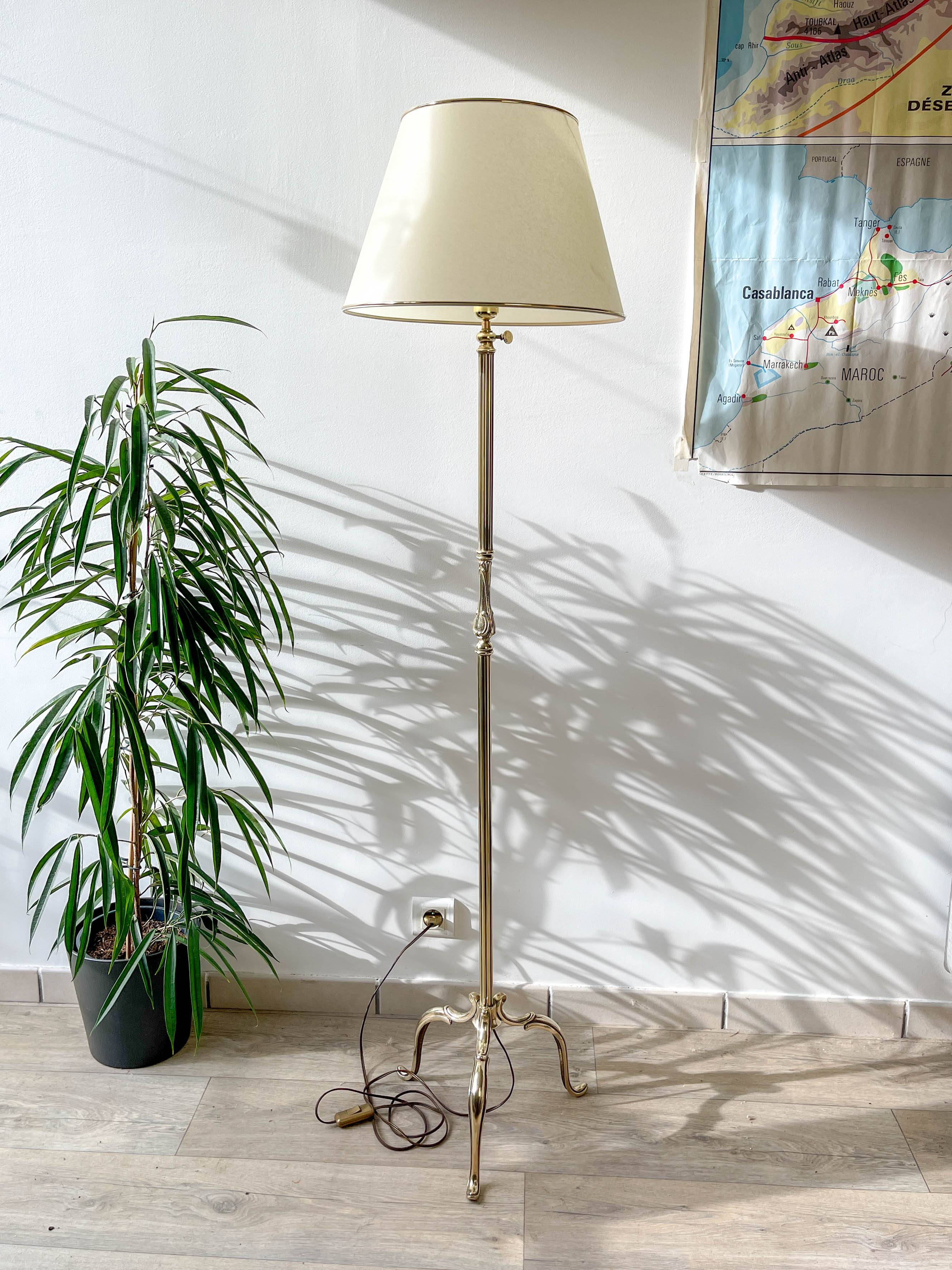 Vintage bronze and brass tripod floor lamp from the 1960s/70s – Adjustable height 190 cm