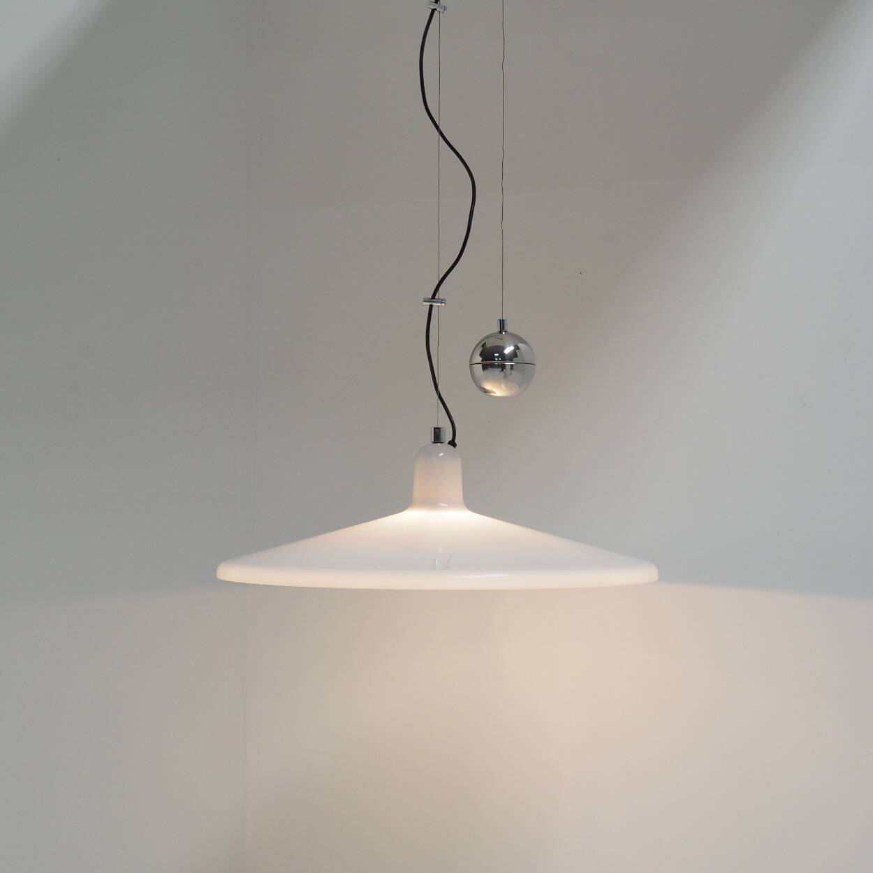 Suspension Contrepoids 'Manta' par Franco Bresciani pour iGuzzini