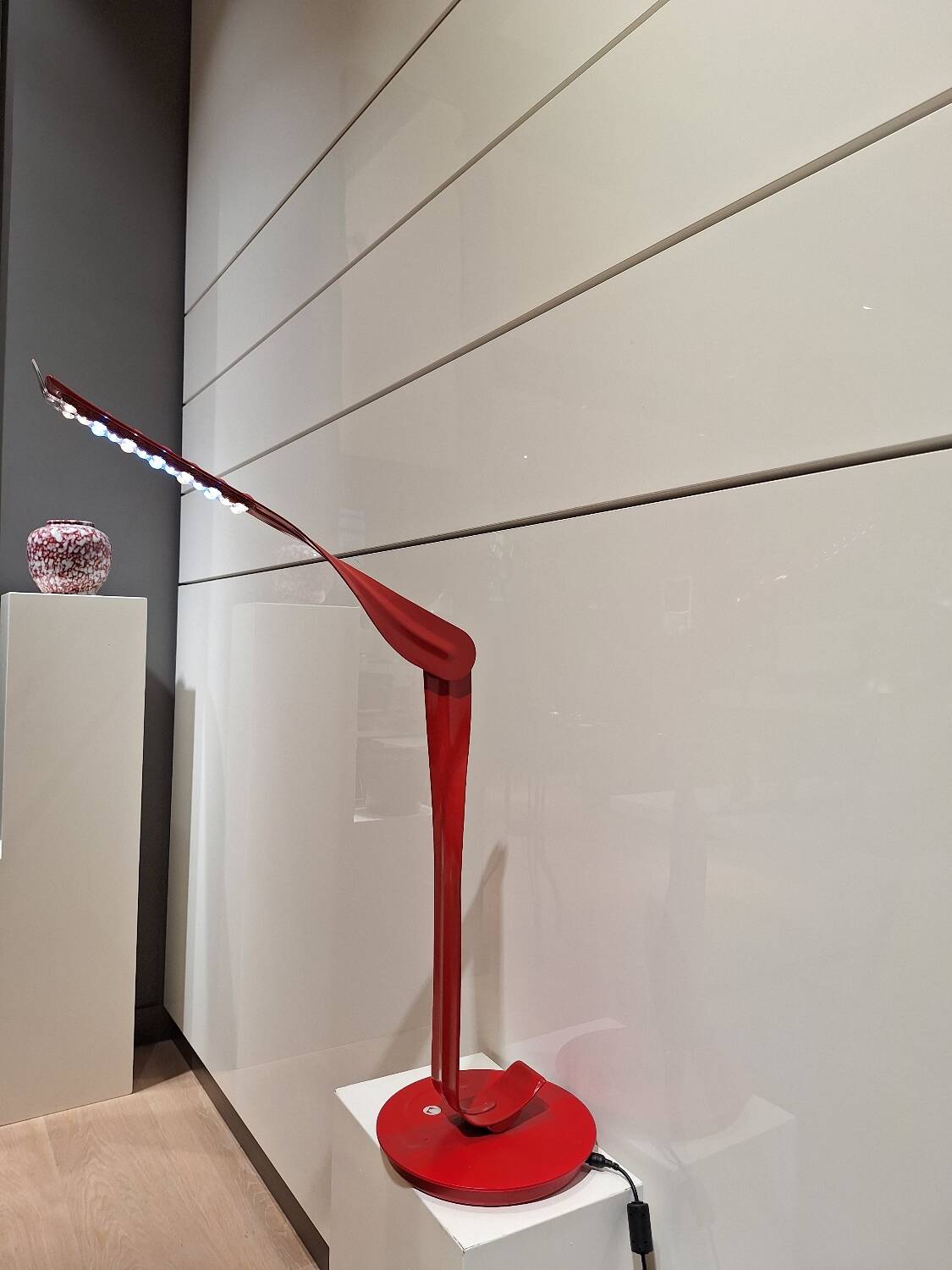 Designer desk lamp by Herman Miller 2007