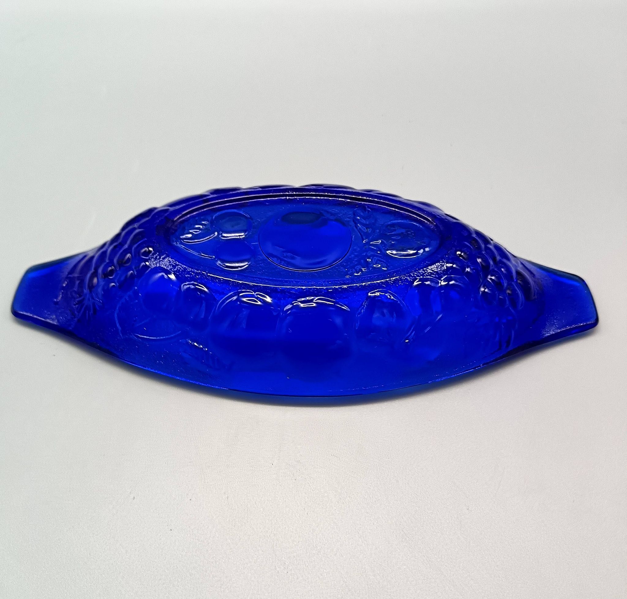 6 vintage LUMINARC France cobalt blue ice cream cups, "gourmet" model