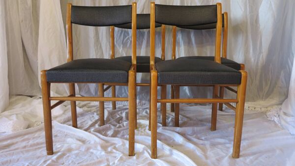 Suite de 4 chaises scandinaves simili cuir noir