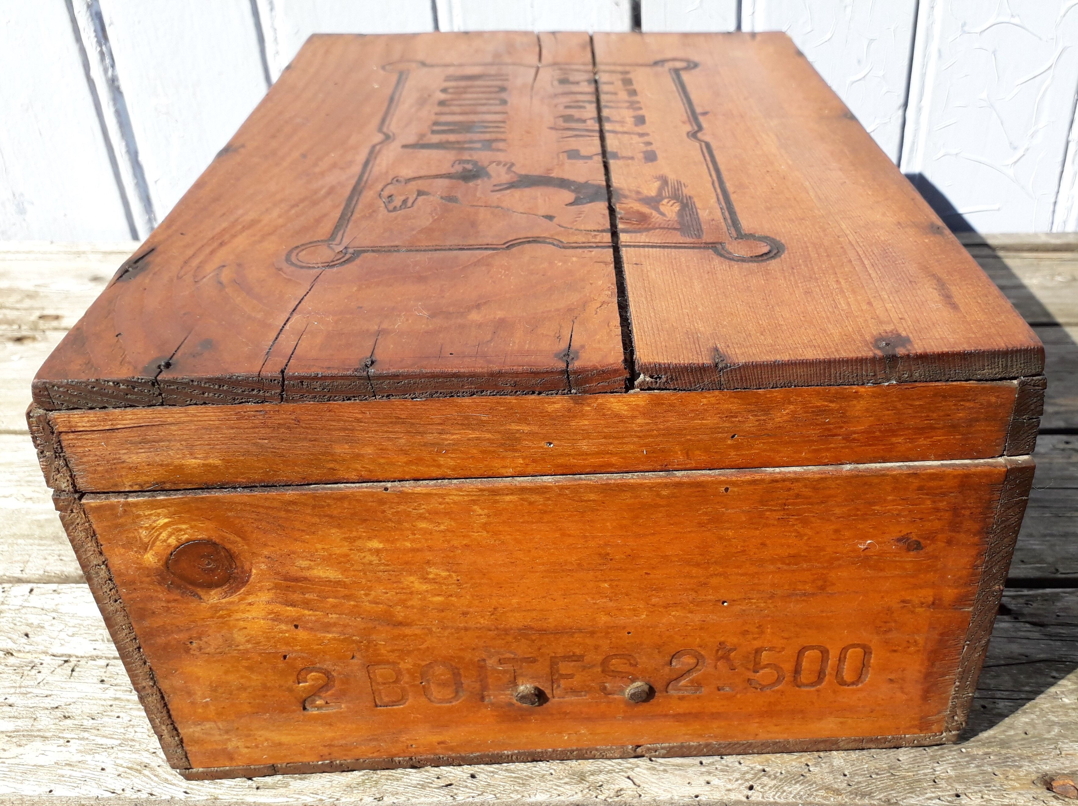 Old box starch bear polar