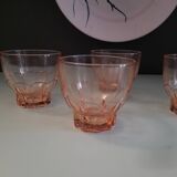 4 verres ambrés à base étoilée – France, années 40-50