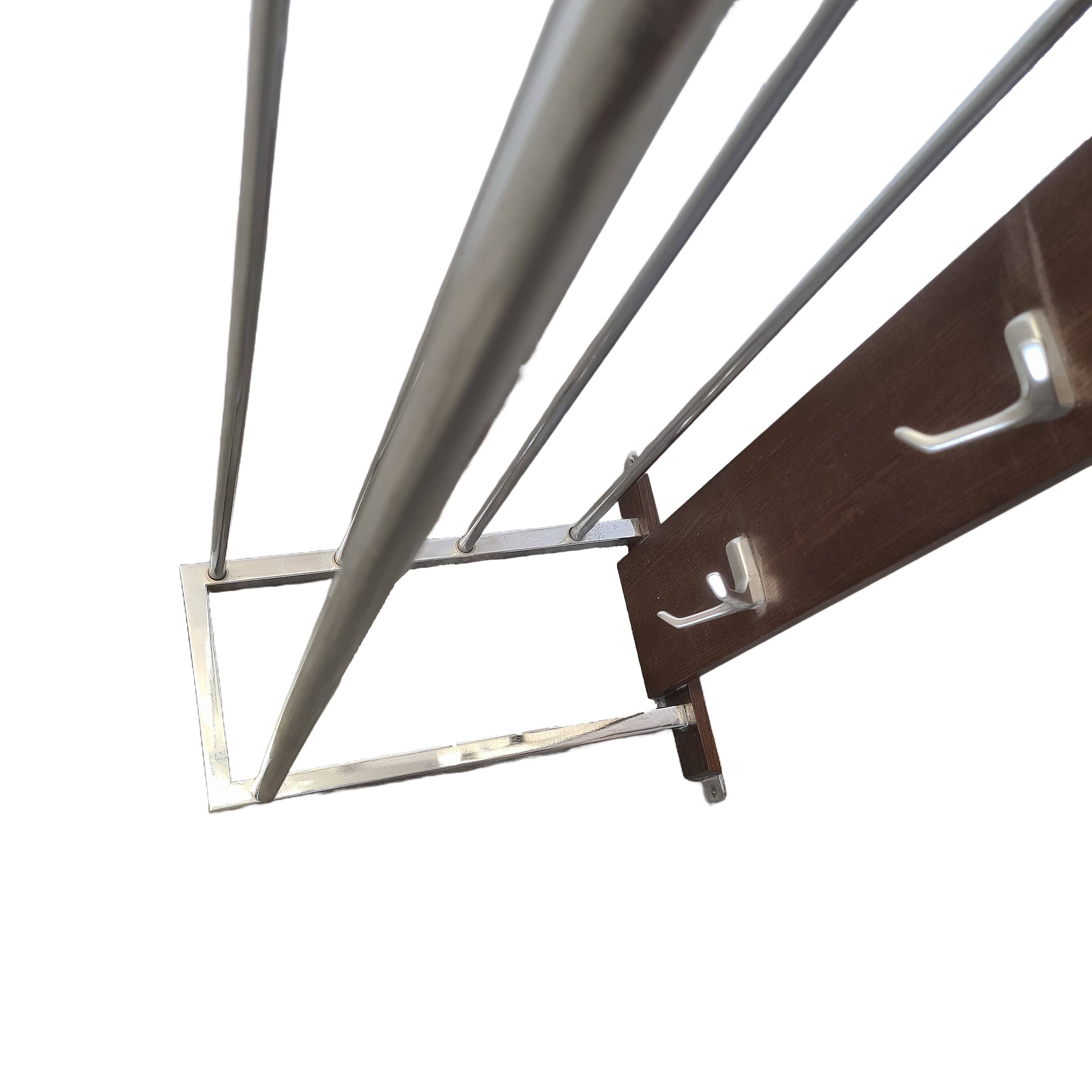 Porte-manteau mural vintage en chrome et bois, années 1970