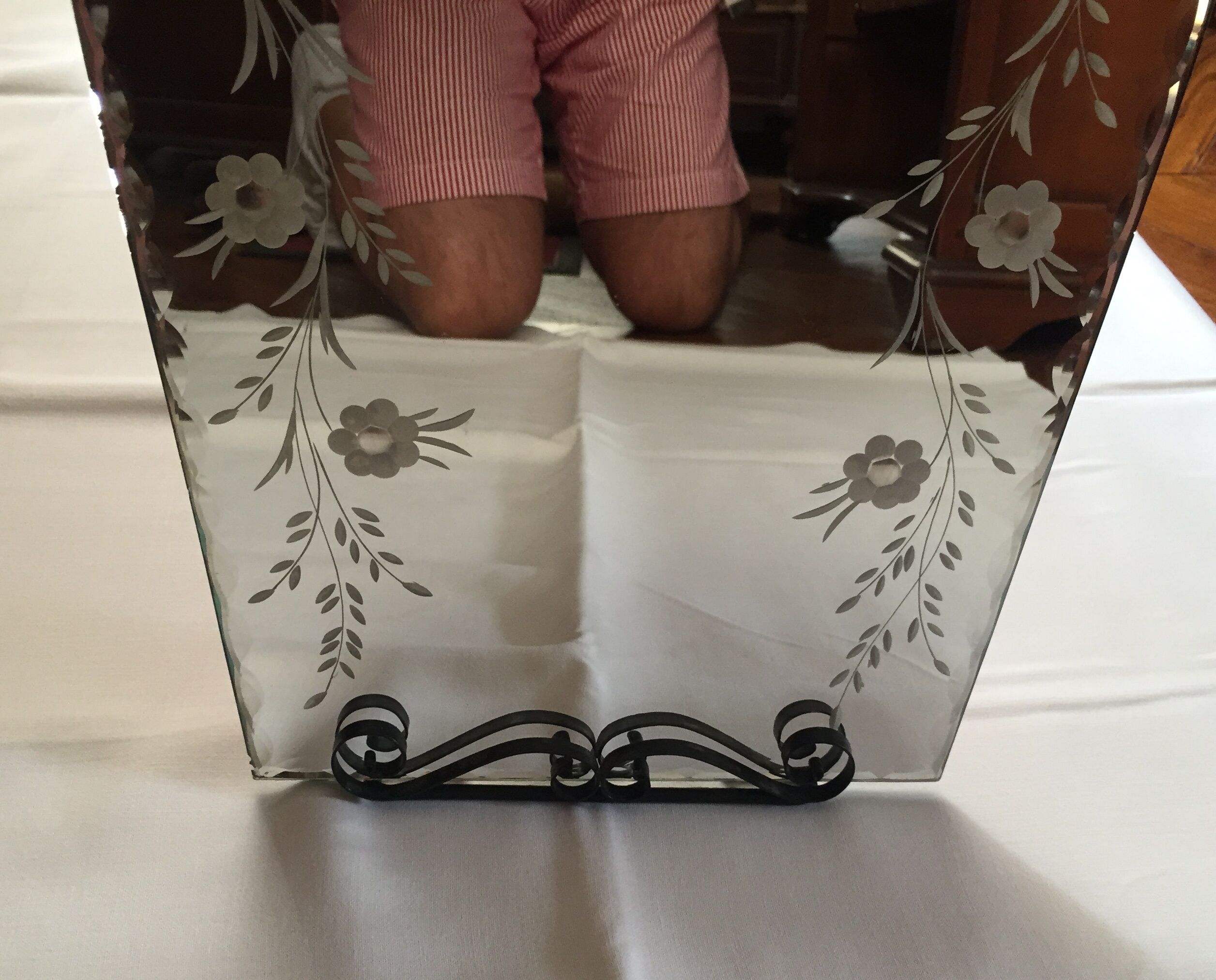 Table mirror