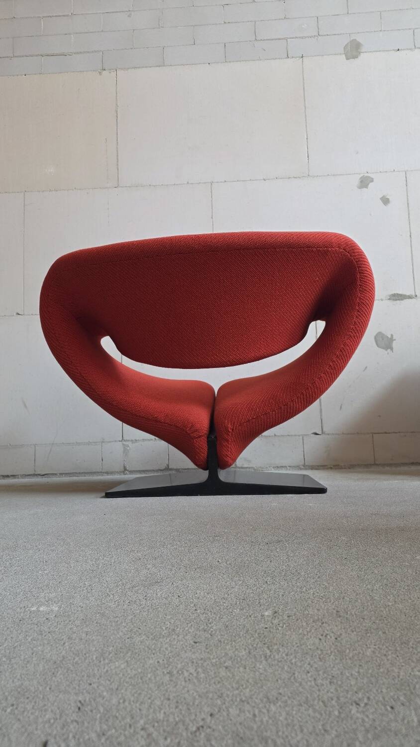 Ribbon Chair by Pierre Paulin Artifort