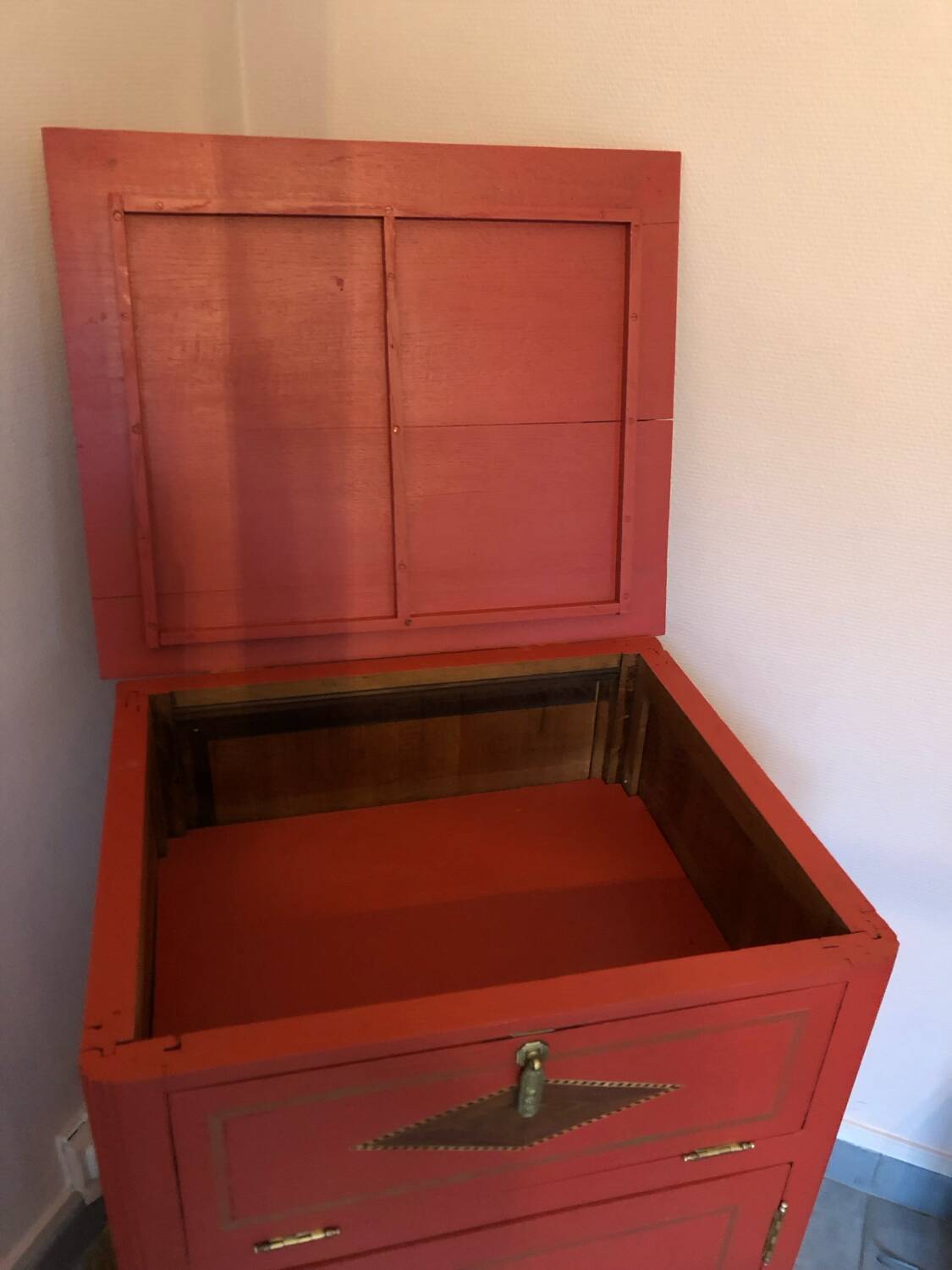 Meuble de rengement, chevet ancien