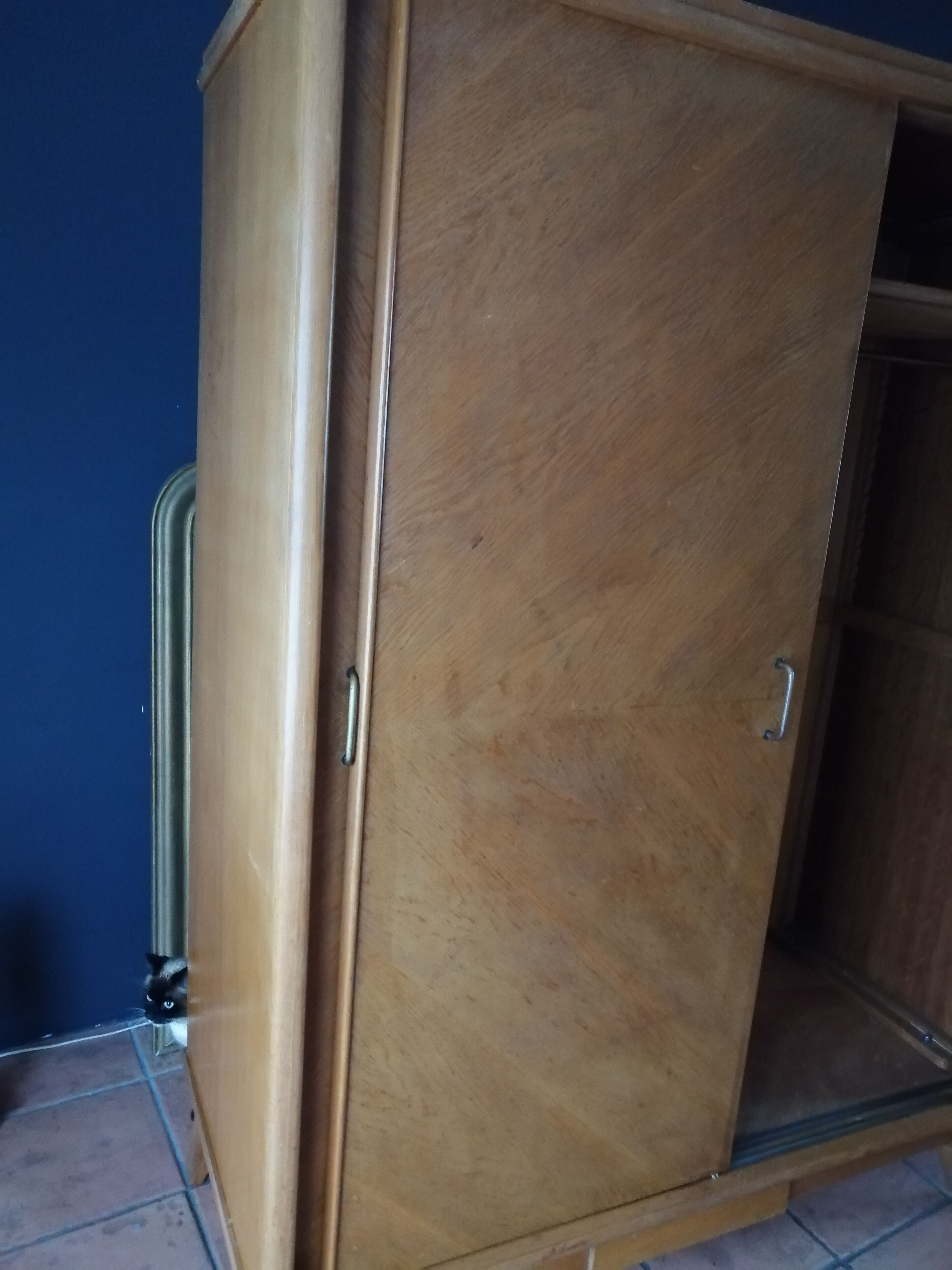 Sliding door cabinet 1950