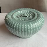 Superb Korean celadon flat soup tureen with its lid