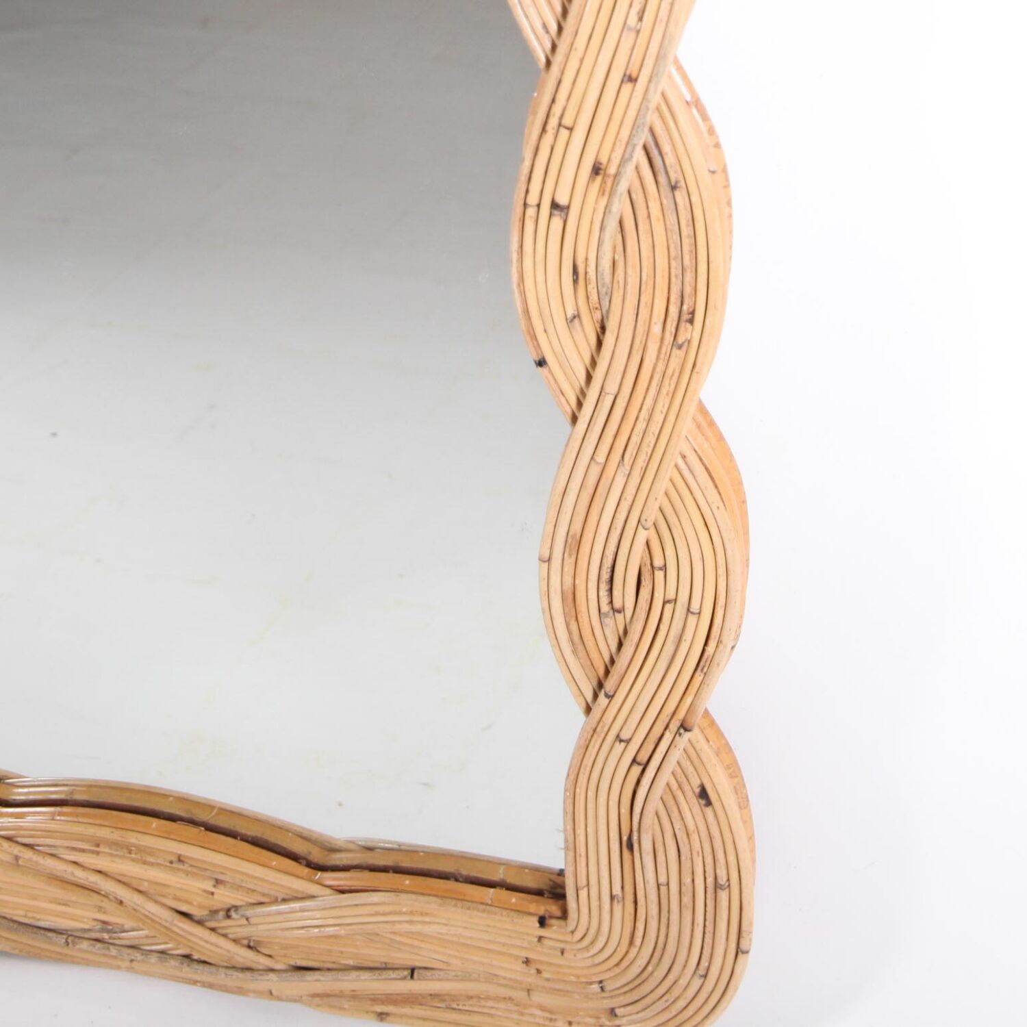 Large rattan leaf pattern mirror
