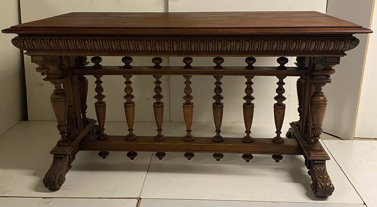 Henri II desk table
