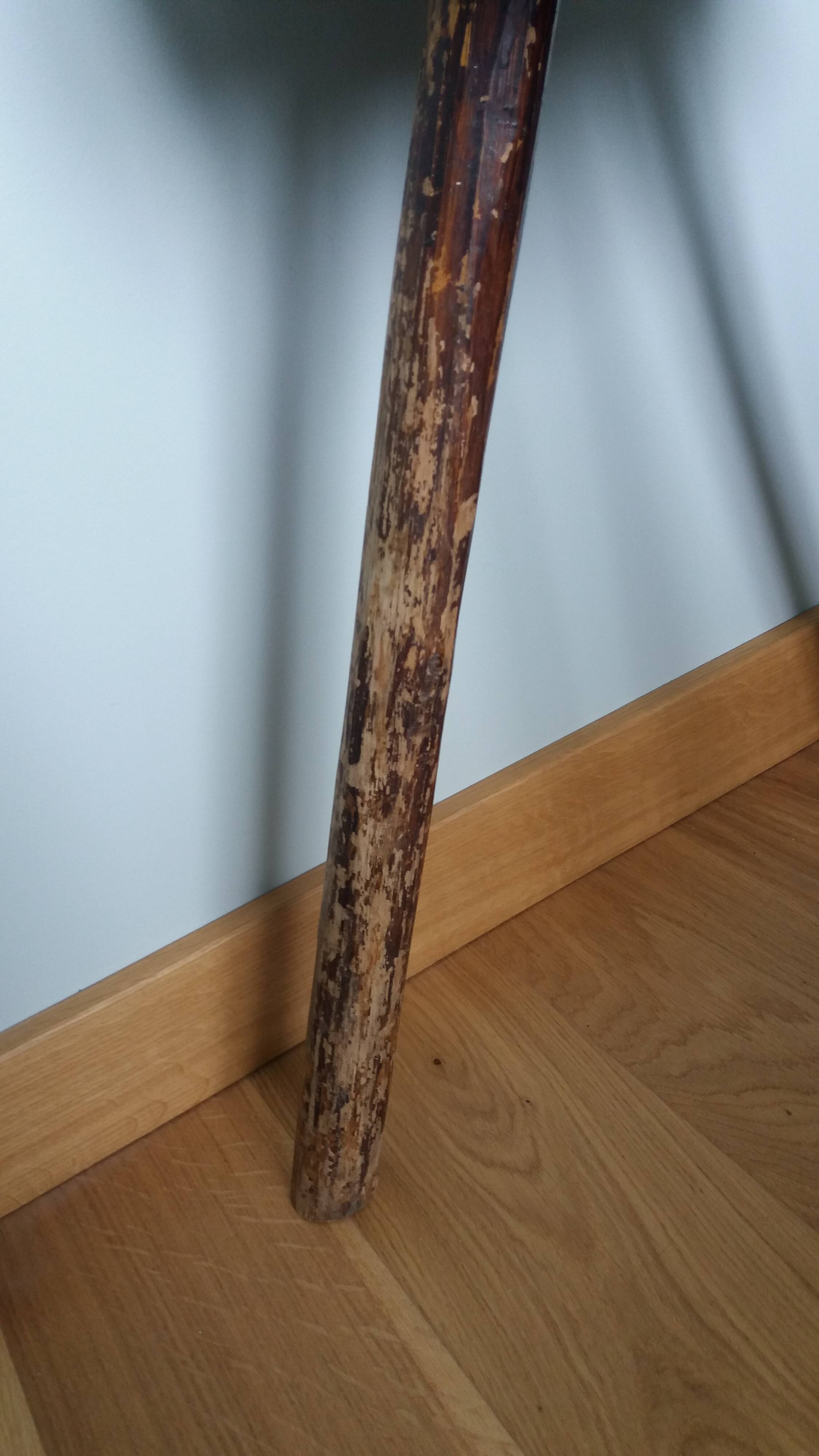 Brutalist tripod farm stool