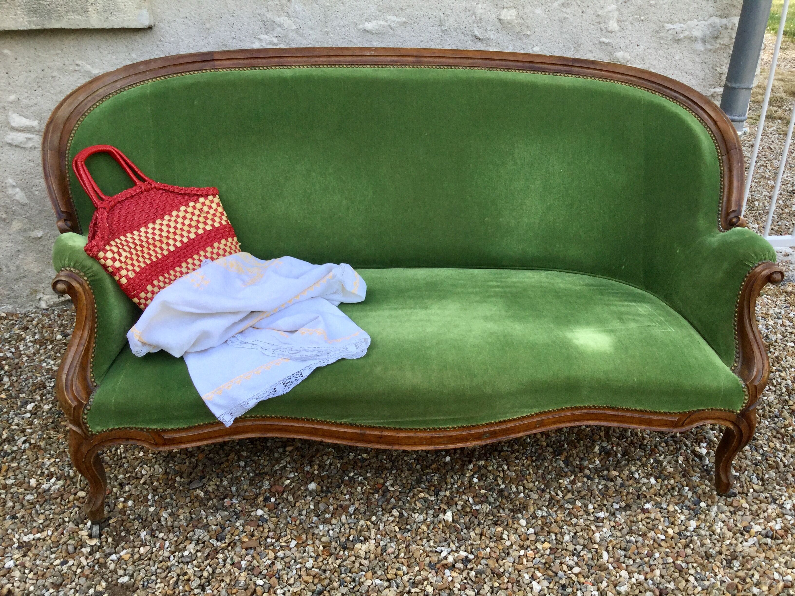 Louis XVI style bench in green velvet