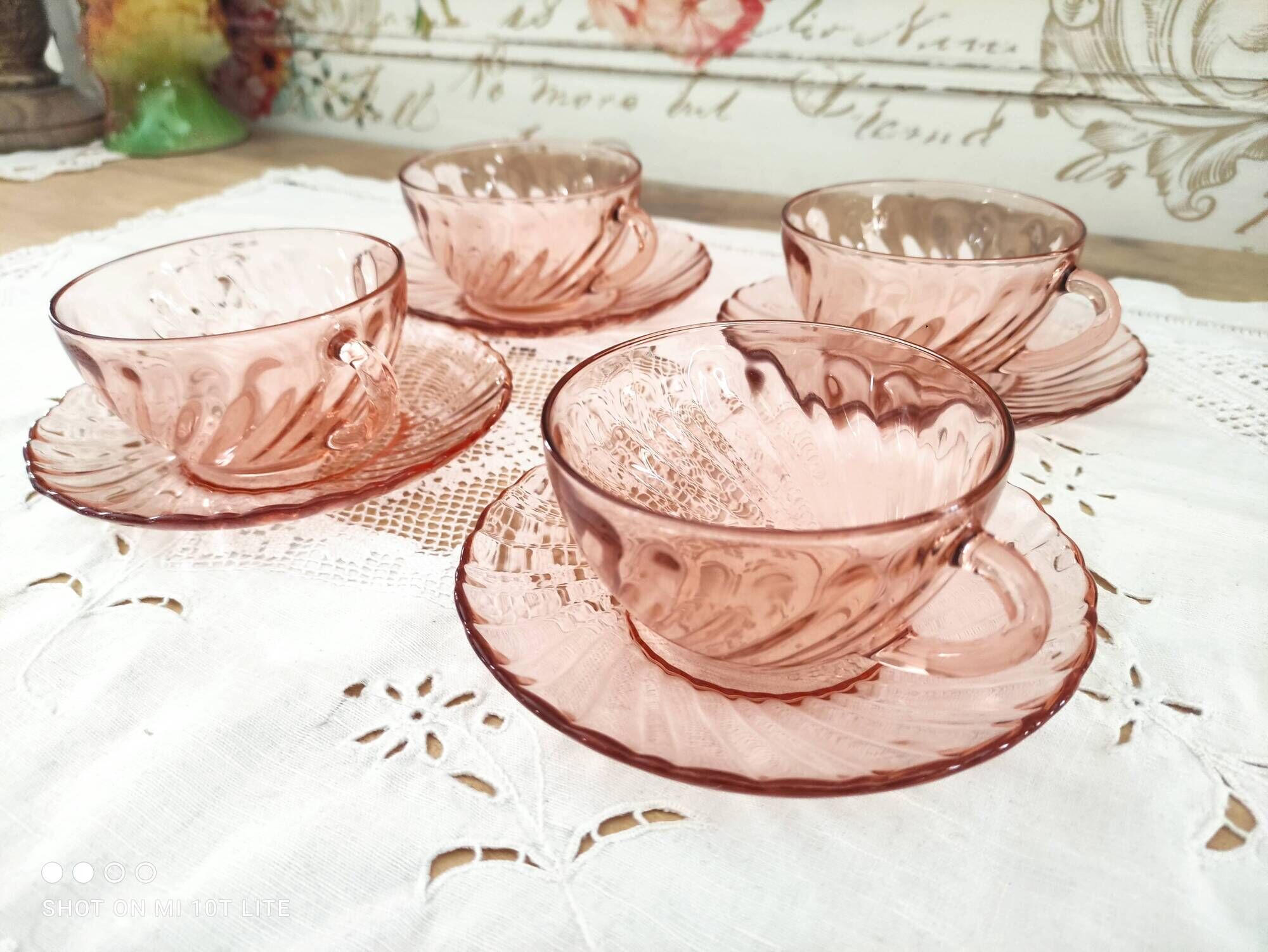 Set of 4 vintage tea cups or long coffee in rosaline Arcoroc France