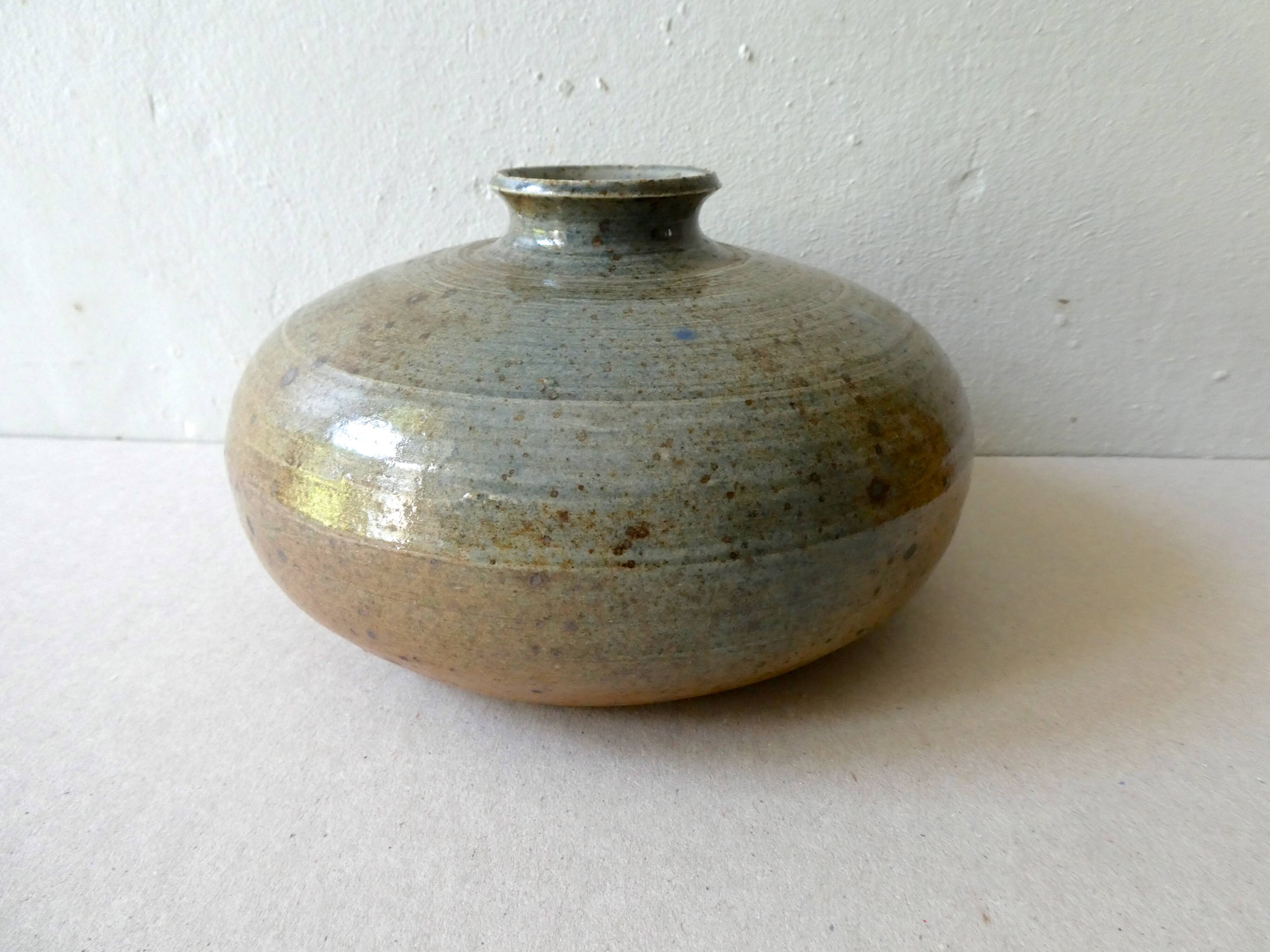 Alain Magné's sandstone vase, the Borne