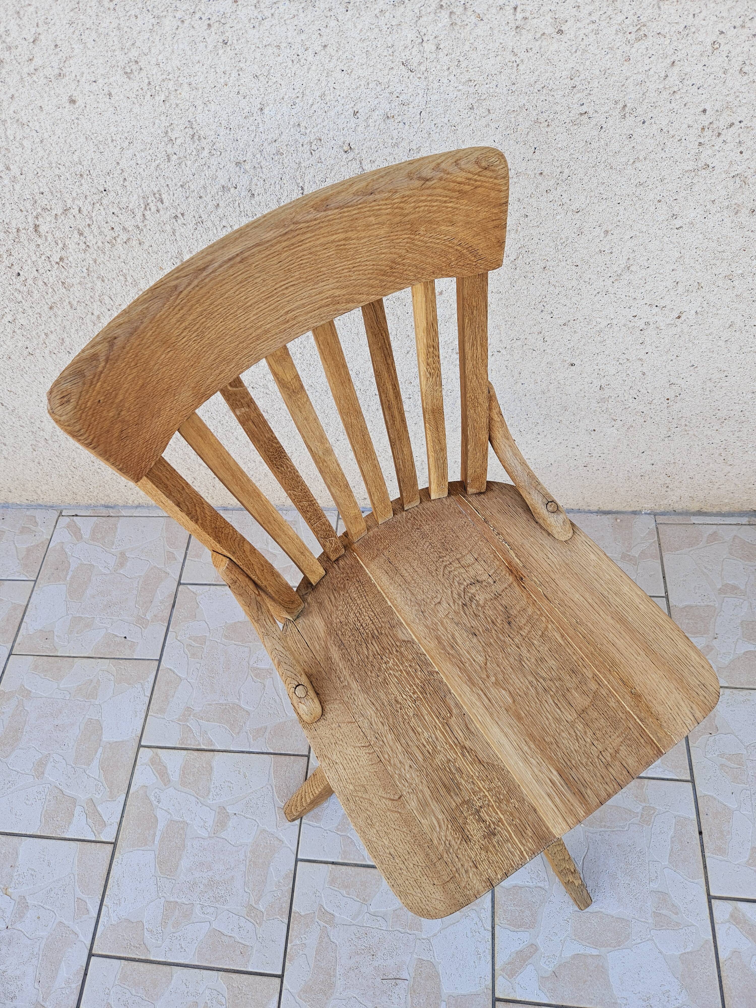 Chaise de bureau pivotante en chêne blond vers 1930