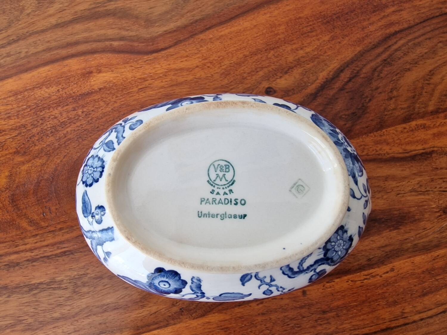 4 plates and sauce boat Villeroy et Boch modèle Paradiso