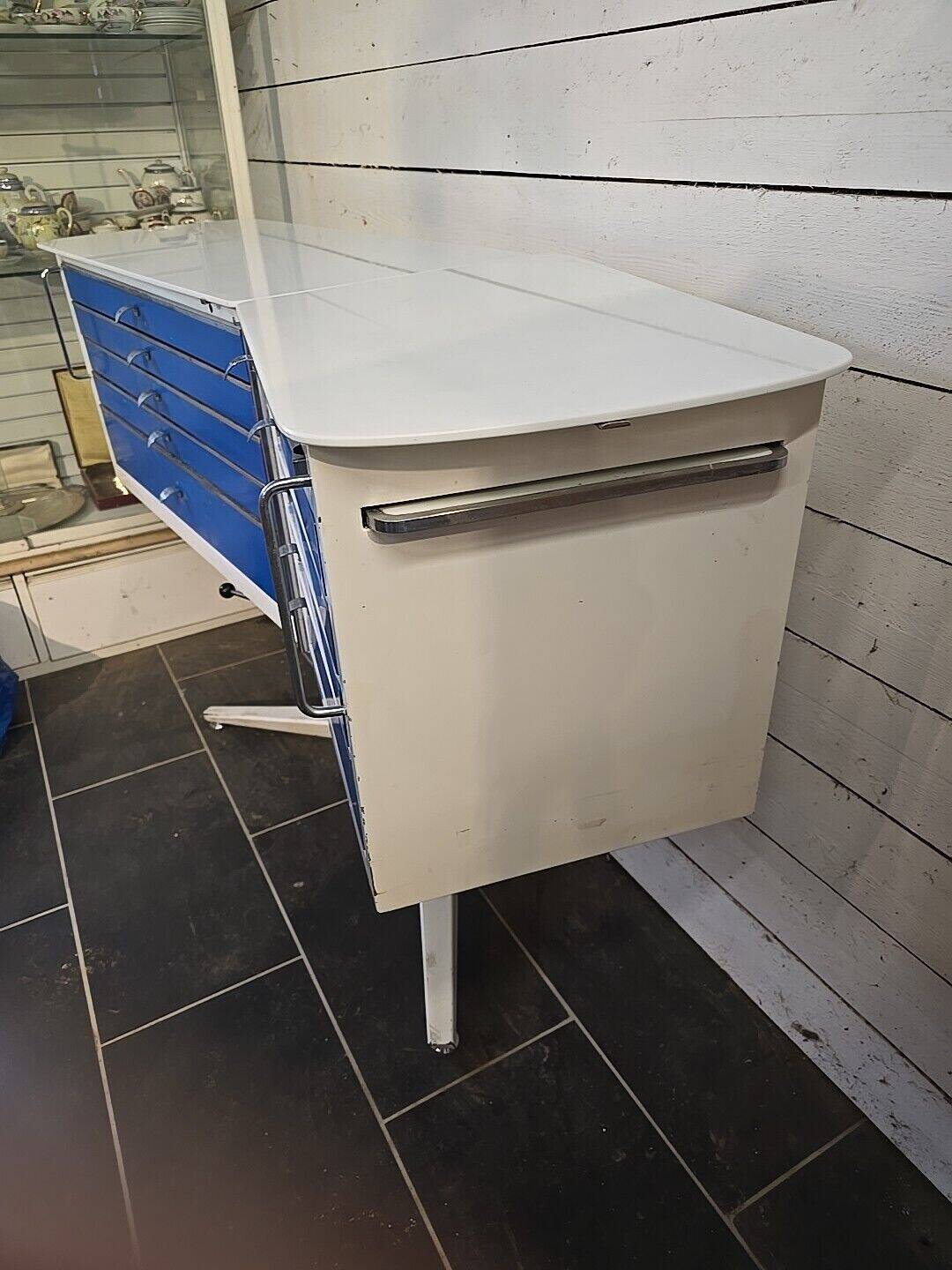 Gallus professional furniture dentist furniture from the 1960s