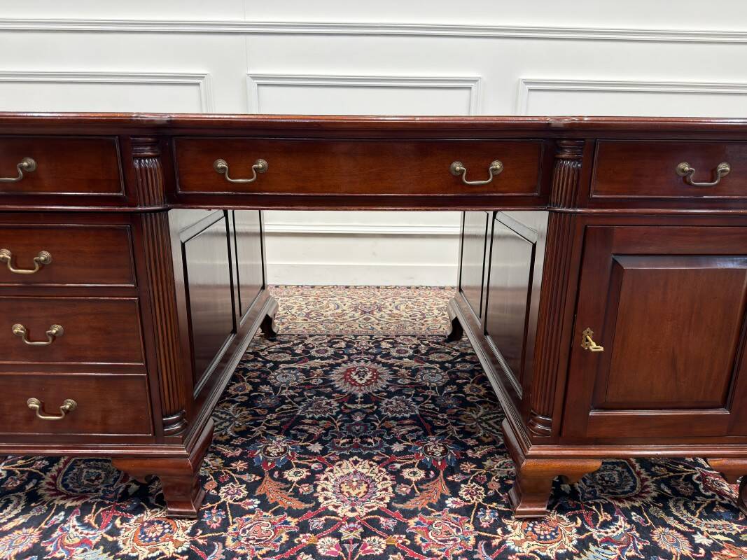 Classic English Chesterfield Partnerdesk Desk
