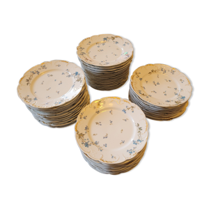 lot d'assiettes porcelaine
