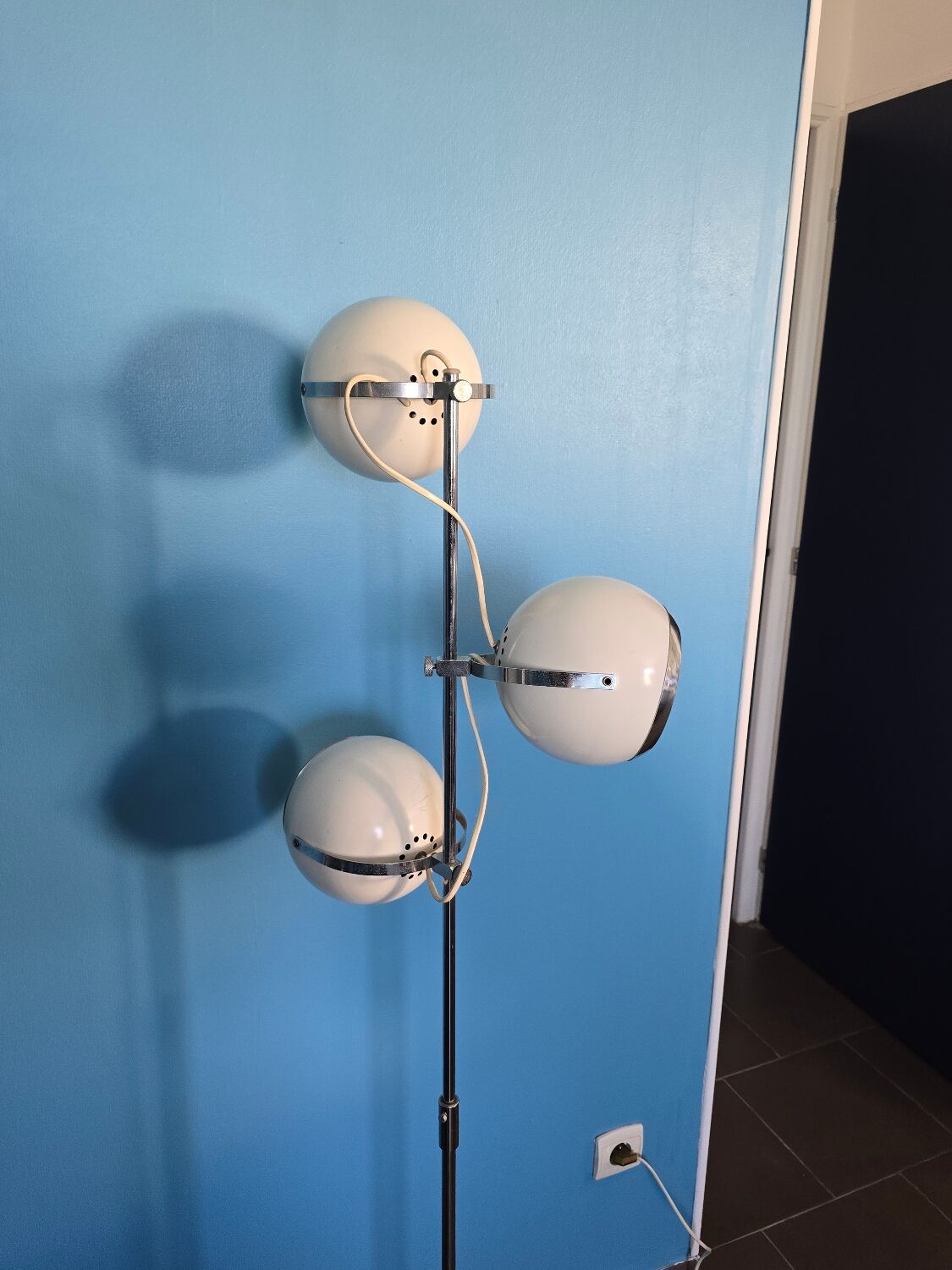 1970s eyeball floor lamp in the style of Gino Sarfatti
