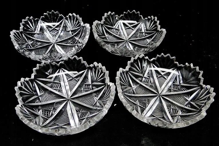 set of 4 plates