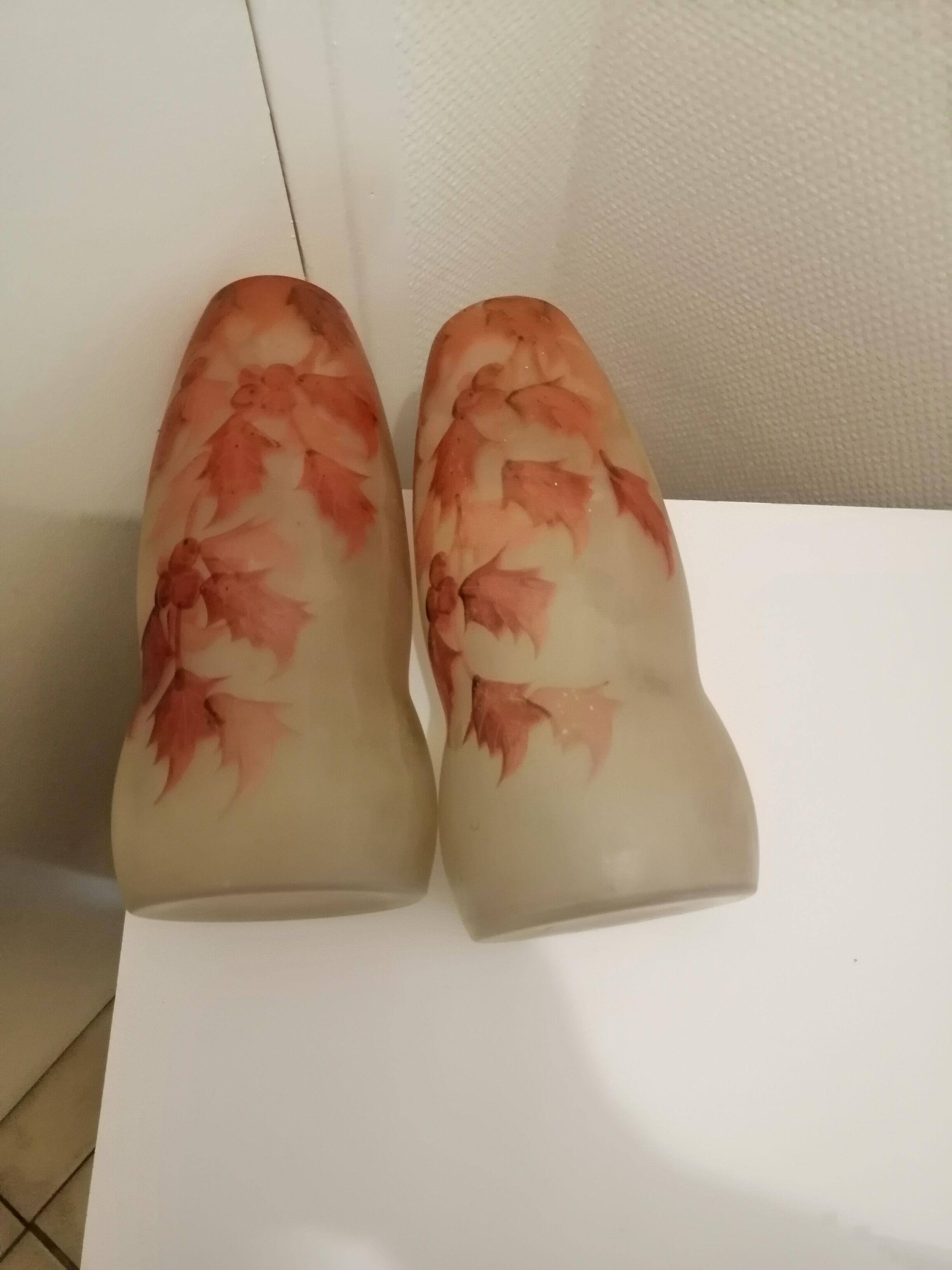 Paire de vases galets