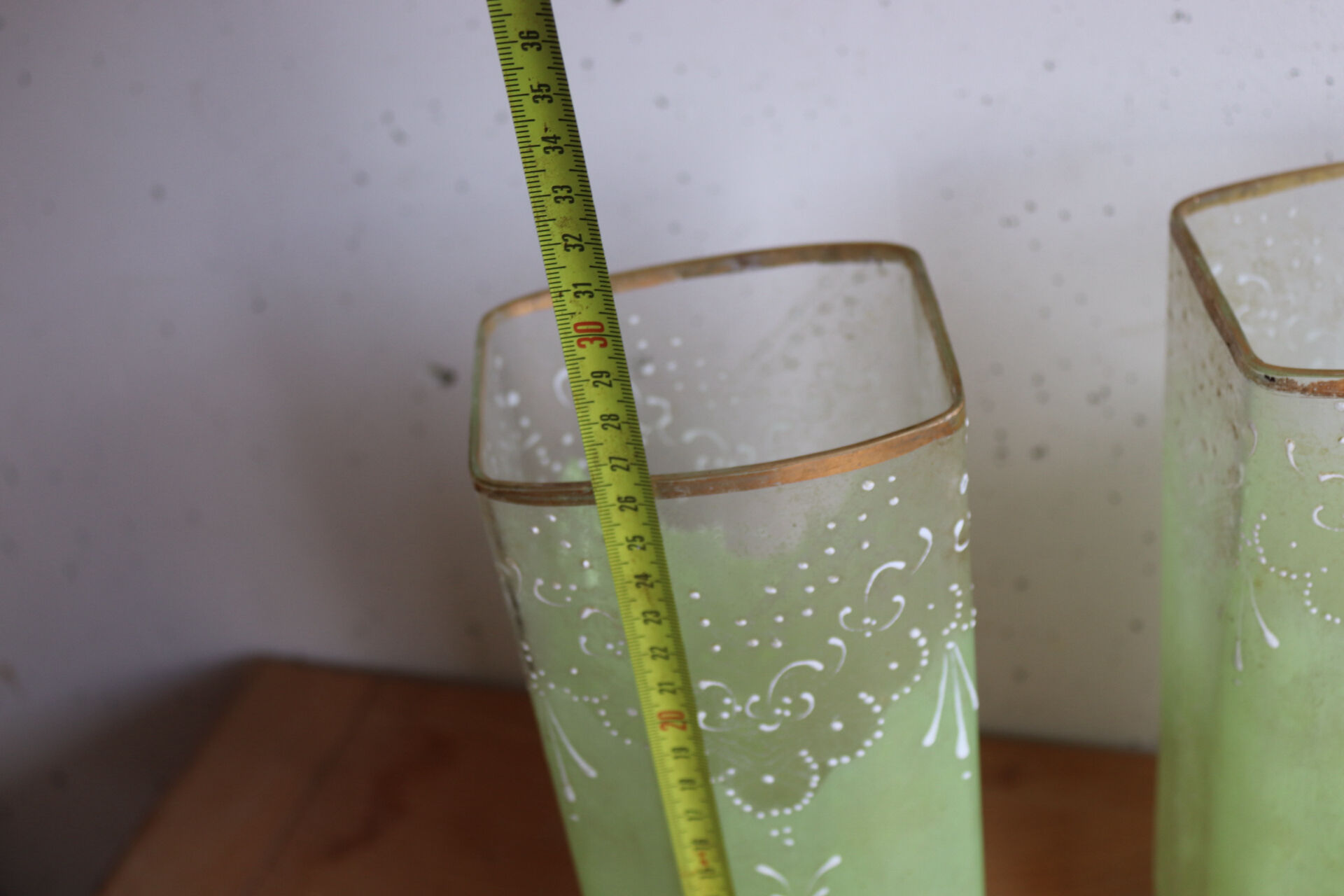 Paire de vases anciens en verre fin XIXe art nouveau