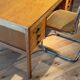 Bureau scandinave vintage en chêne doré "Jonas"