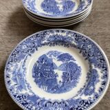 Set of 6 Petrus Regout Maastricht plates with white and blue decor