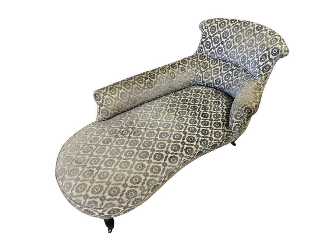 Vintage chaise longue / seat / sofa