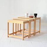 Ensemble de tables gigognes scandinaves