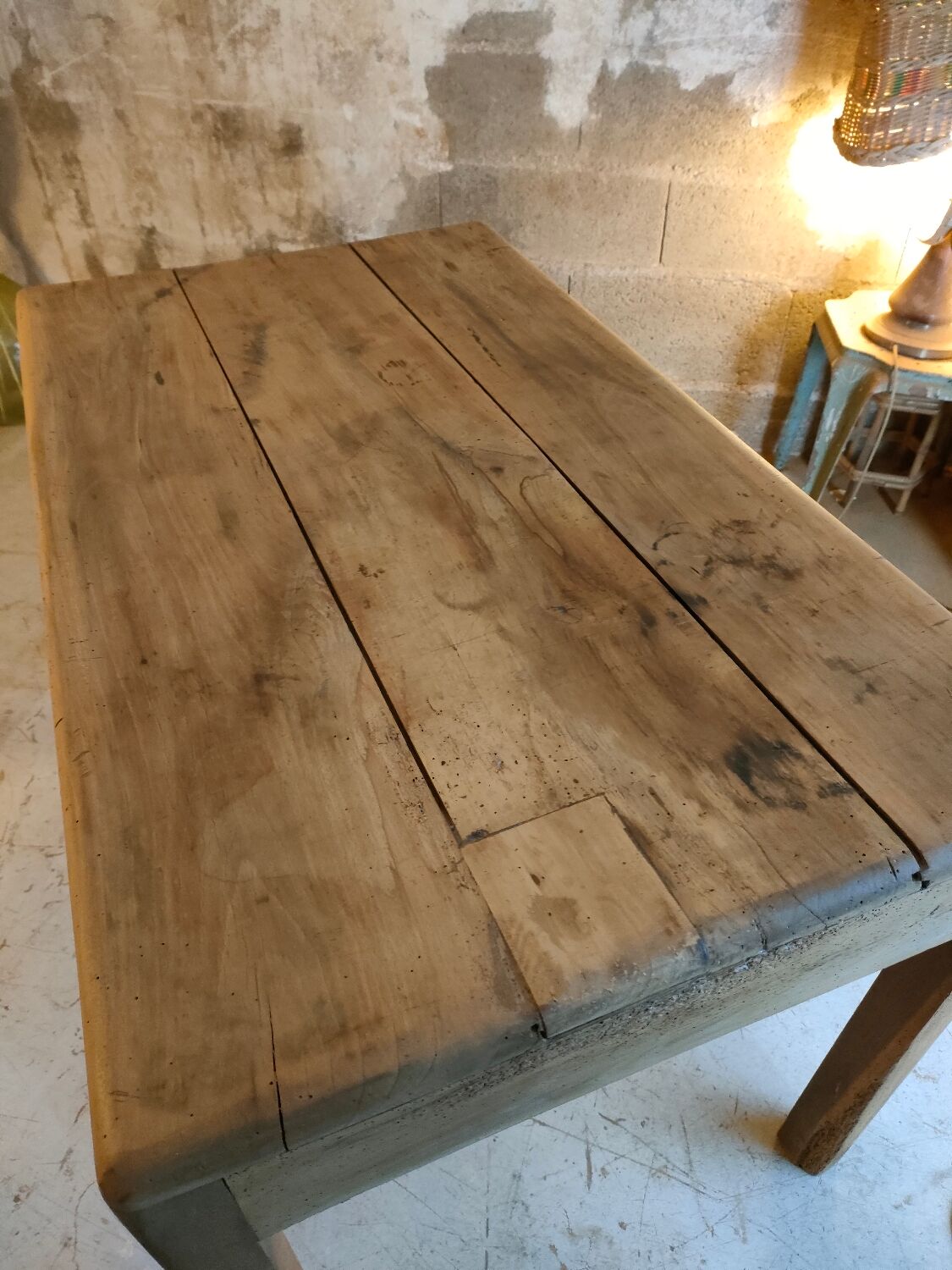 Farmhouse table