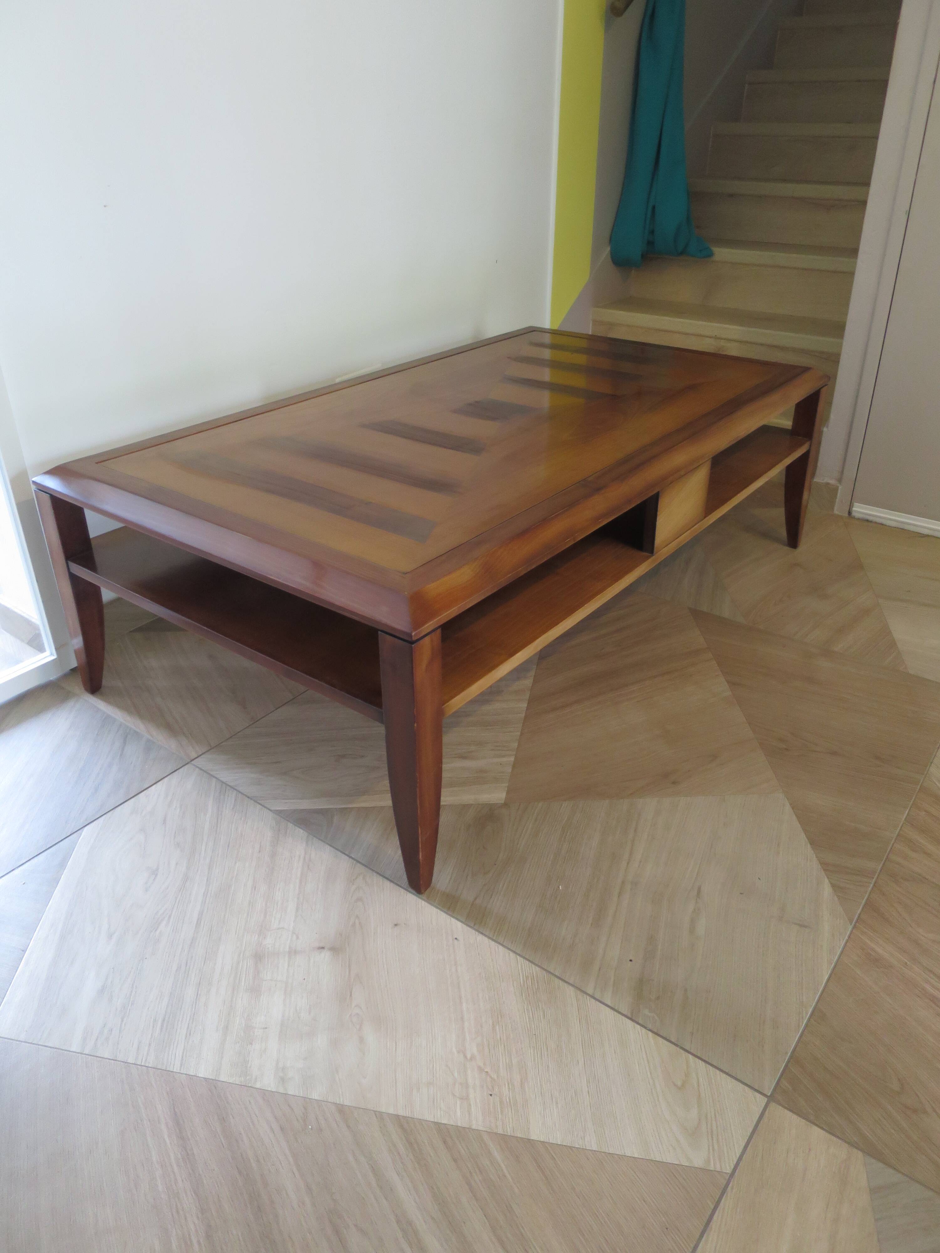 Large coffee table - cherry finish - solid wood - butterfly motifs