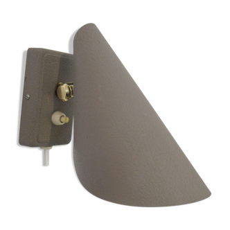 EWÅ Scandinavian wall lamp