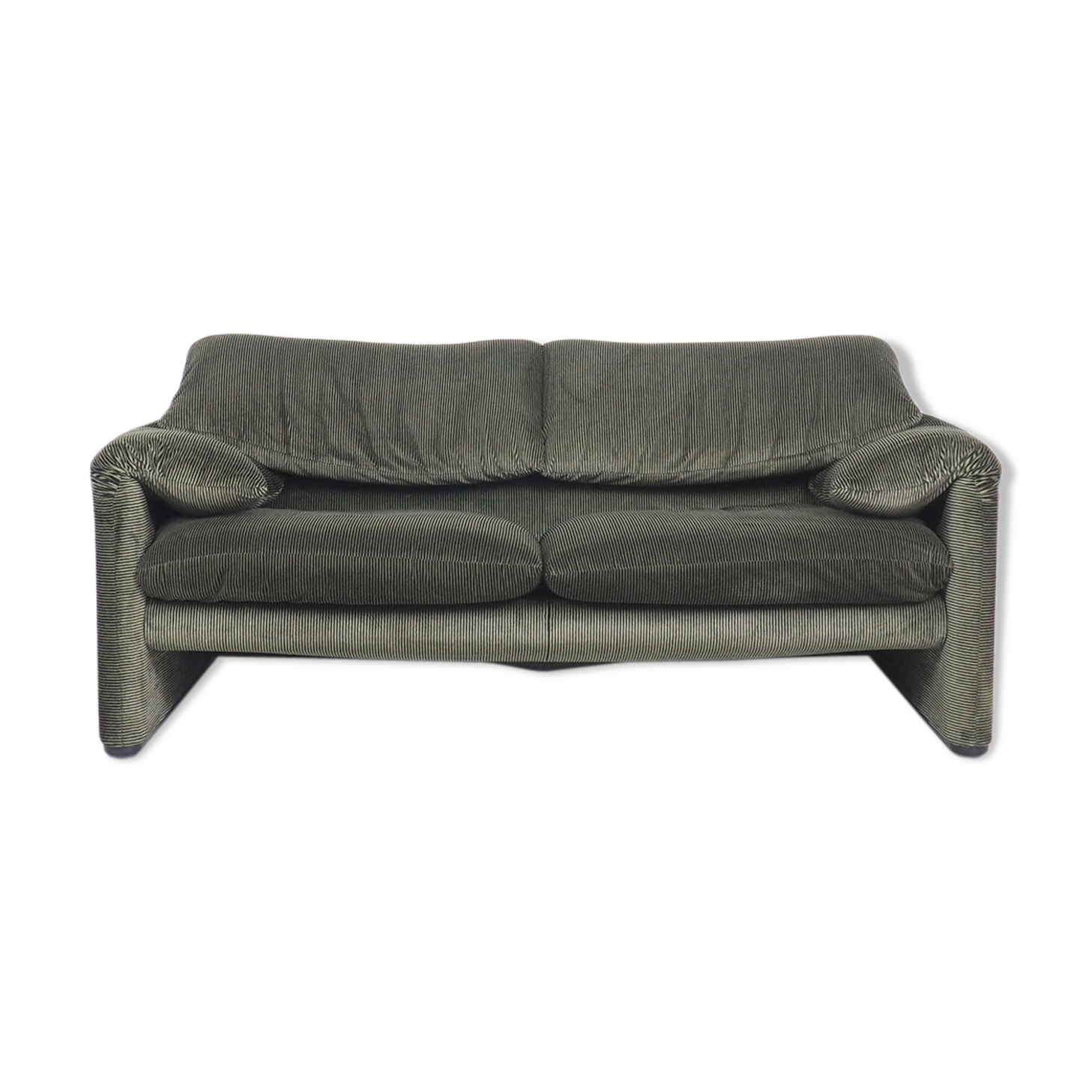 Maralunga 2 seater sofa by Vico Magistretti for Cassina