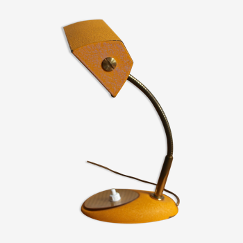 Desk lamp