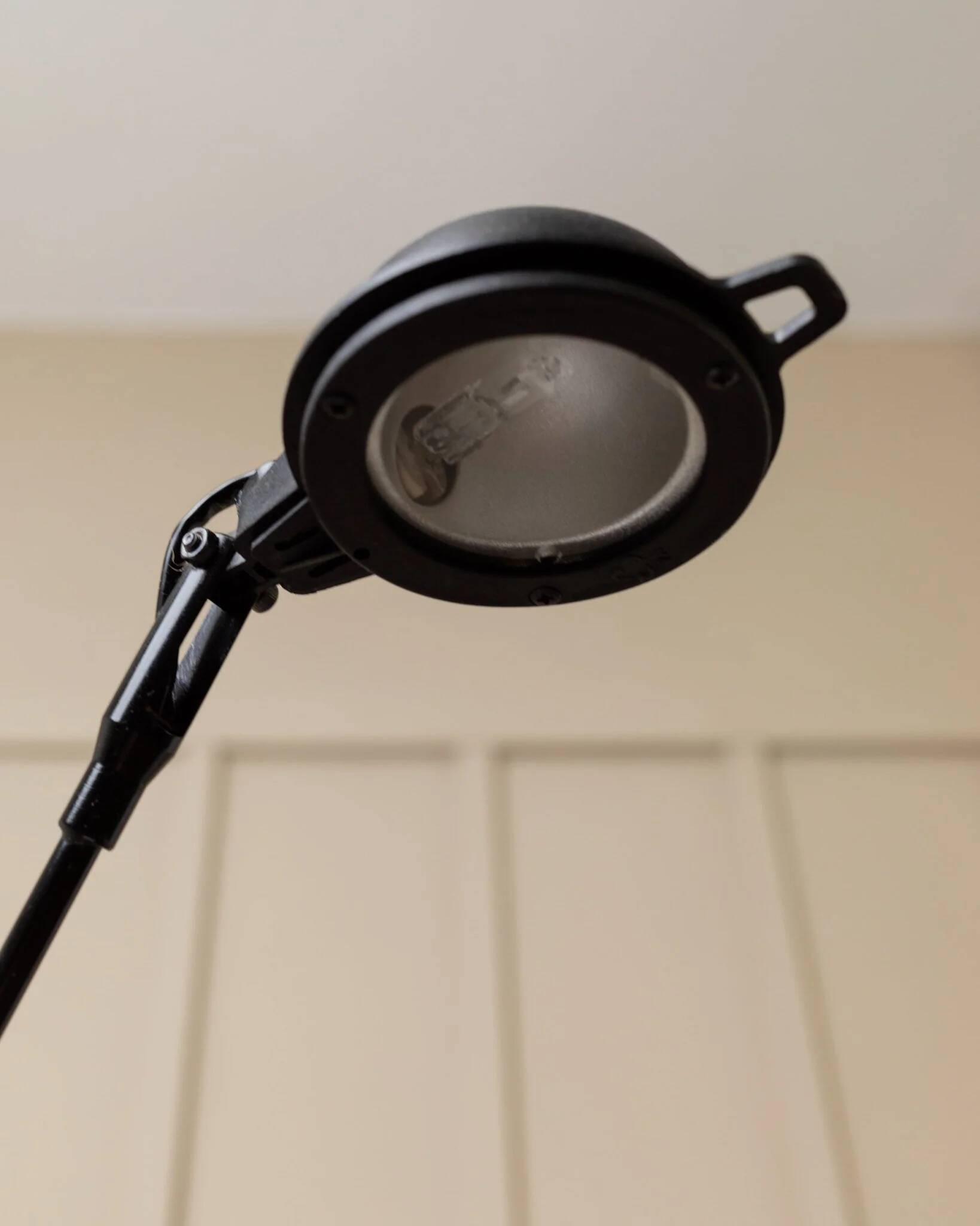 Black steel and plastic TPB table lamp, Model 3014, Postmodern Memphis design, Italy 1980s