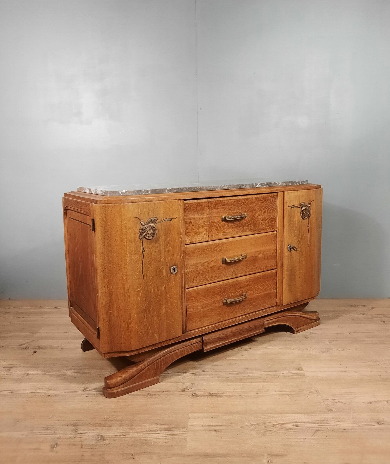 Bahut bas de style art déco