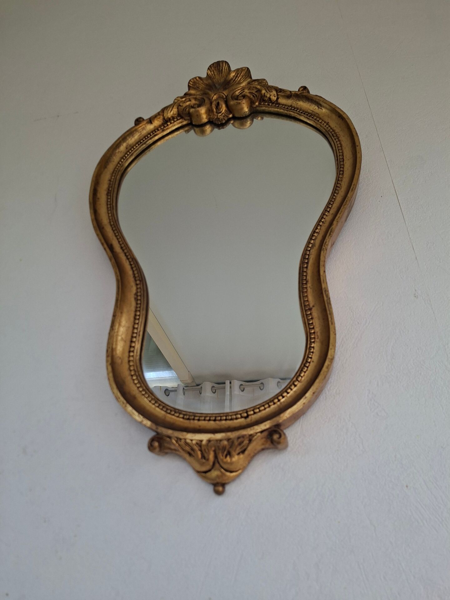Miroir doré en bois style baroque